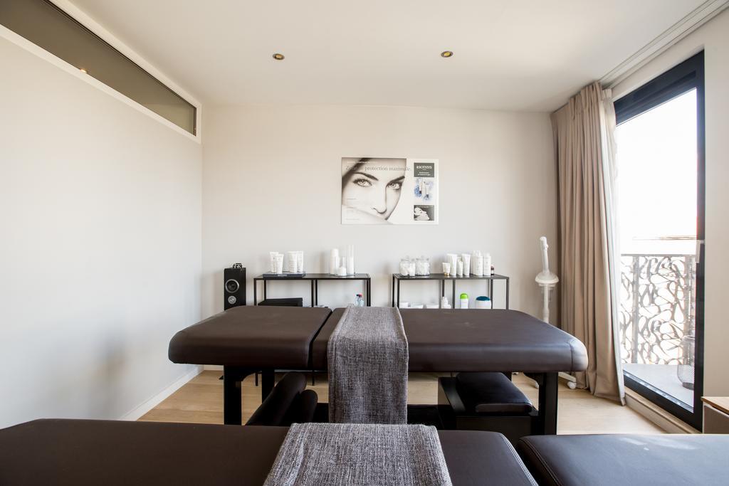 Chambre Avec Jacuzzi Sauna Privatif Brussel Bagian luar foto