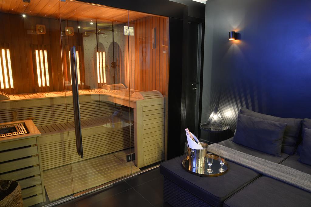 Chambre Avec Jacuzzi Sauna Privatif Brussel Bagian luar foto